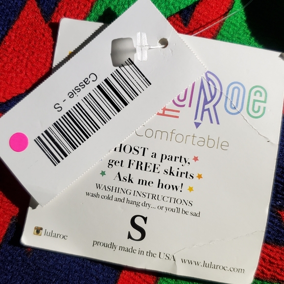 Festive Lularoe Cassie Skirt Small Red Green navy NWT - Picture 14 of 14